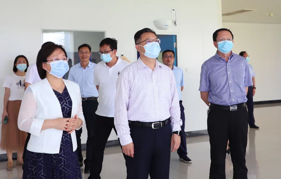 连云港市开发区重点工业项目观摩会走进mansion88明升药业